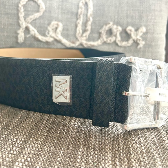 NEW authentic Mk signature monogram belt black - Picture 3 of 6